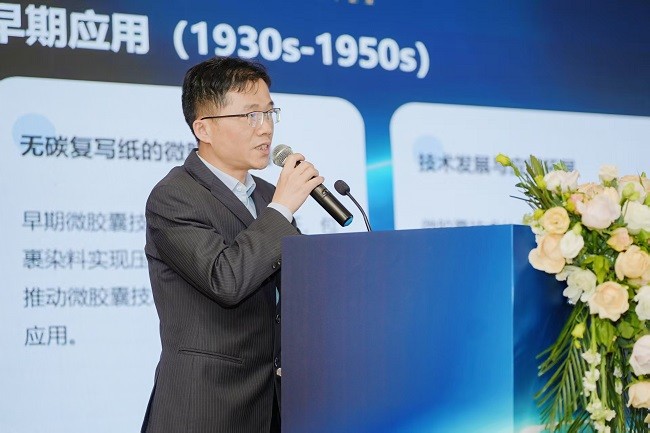6周启明.jpg